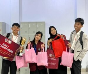 Luar Biasa! Tim FAJAR Siswa SMAN 1 Pasangkayu Sabet Juara 2 Debat Bahasa Inggris Nasional di Makassar